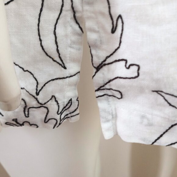 Jones New York Signature Linen White Black Floral Embroidered Blouse - Picture 5 of 8